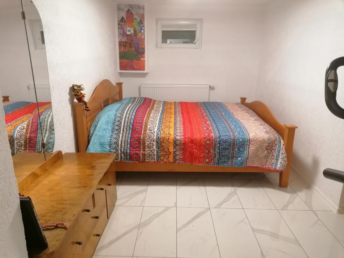 Schoene Einliegerwohnung In Appartement