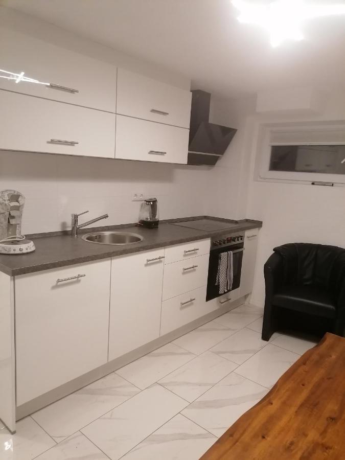 Schoene Einliegerwohnung In Appartement